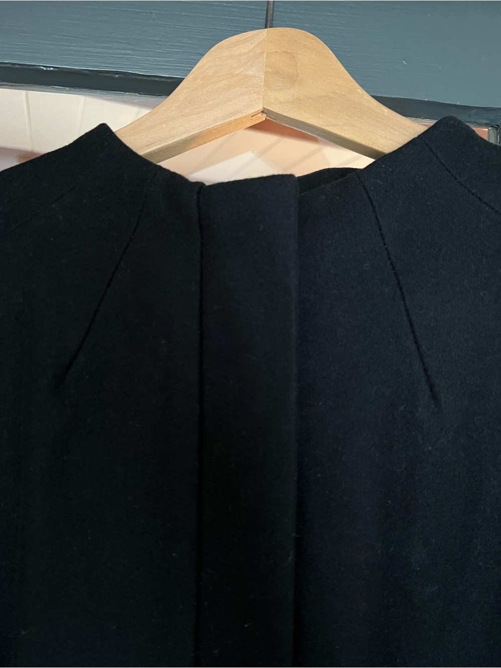 RARE!!! Diane Von Furstenberg Black Wool Draped Cape Coat - Picture 9 of 13